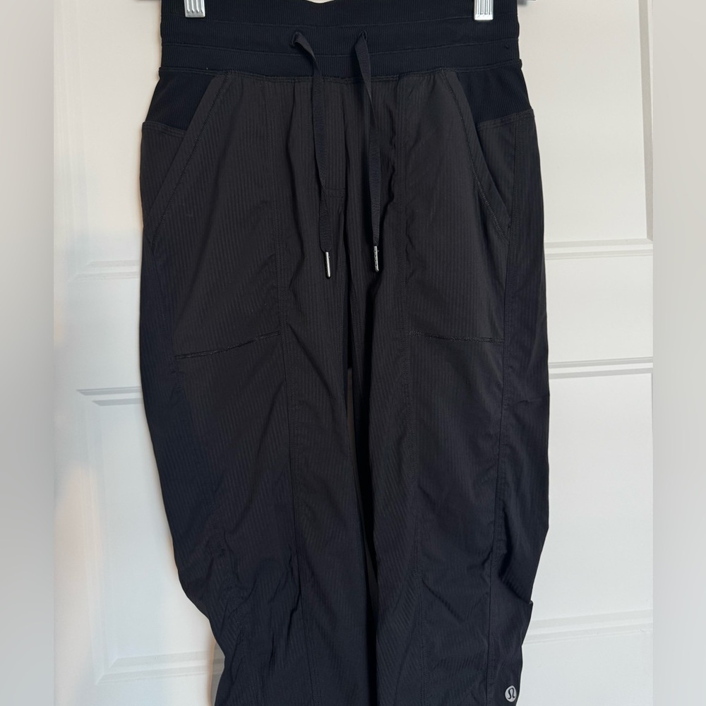 lululemon athletica - Street To Studio Pant II Black - Water-repellent - Size 2 - Picture 5 of 14